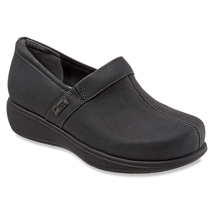 Best Comfortable Shoes for Standing All Day (Men & Women)